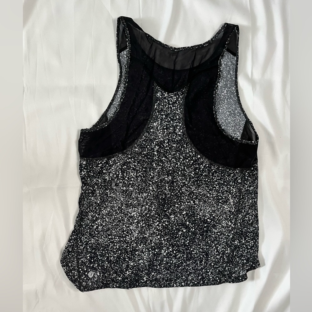 Lululemon workout top with mesh trim